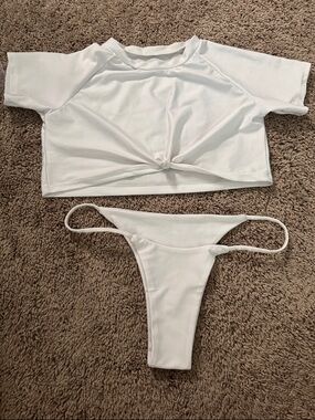 Zaful White Short Sleeve Knot Crop Bikini Set